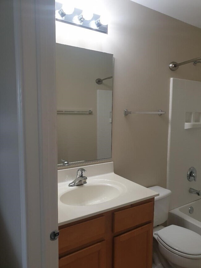 Building Photo - 28121 Sonoma Pass