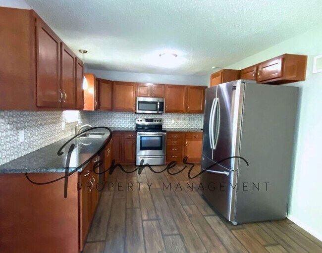 Building Photo - 2309 SW Keystone Dr