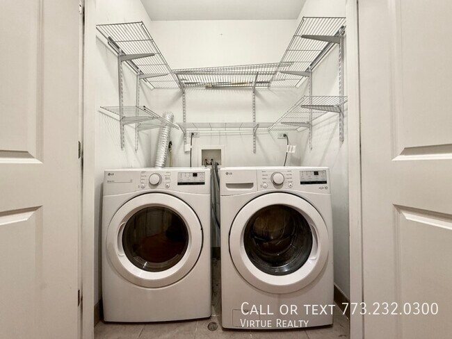 Building Photo - 5528 S Indiana Ave