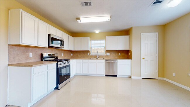 Building Photo - 20530 Fairworth Pl Ln