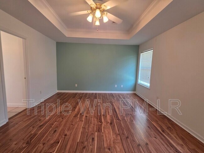 Building Photo - 26 Stonewood Dr