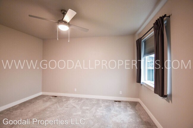 Building Photo - 3 br, 2.5 bath House - 312 N Warrior Lane
