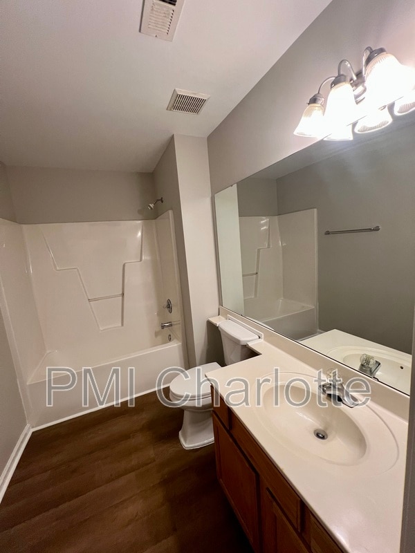 Building Photo - 1658 Termini Dr