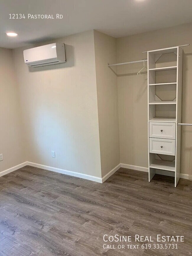 Building Photo - 12134 Pastoral Rd