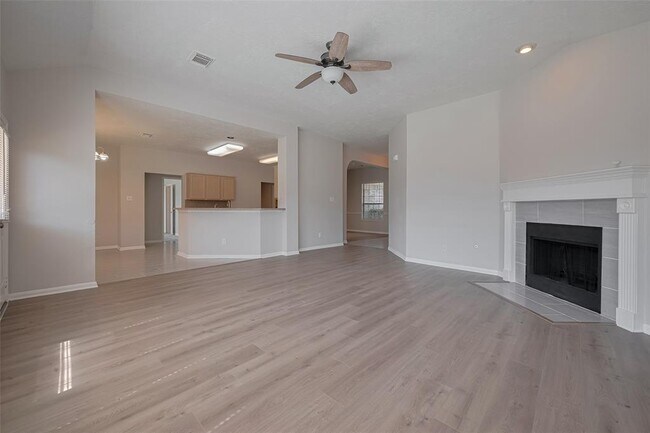 Building Photo - 301 Cedar Branch Dr