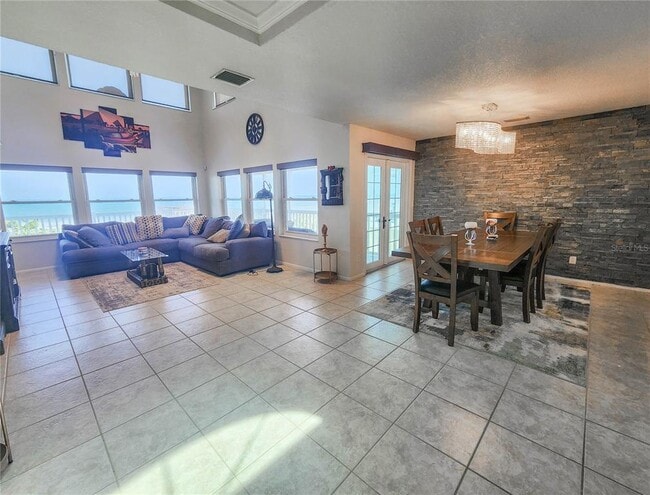 Building Photo - 44 Sea Vista Dr