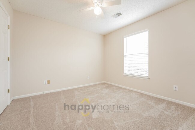 Building Photo - 2 Bedroom, 2 Bathroom Home in the Meridian on James Island