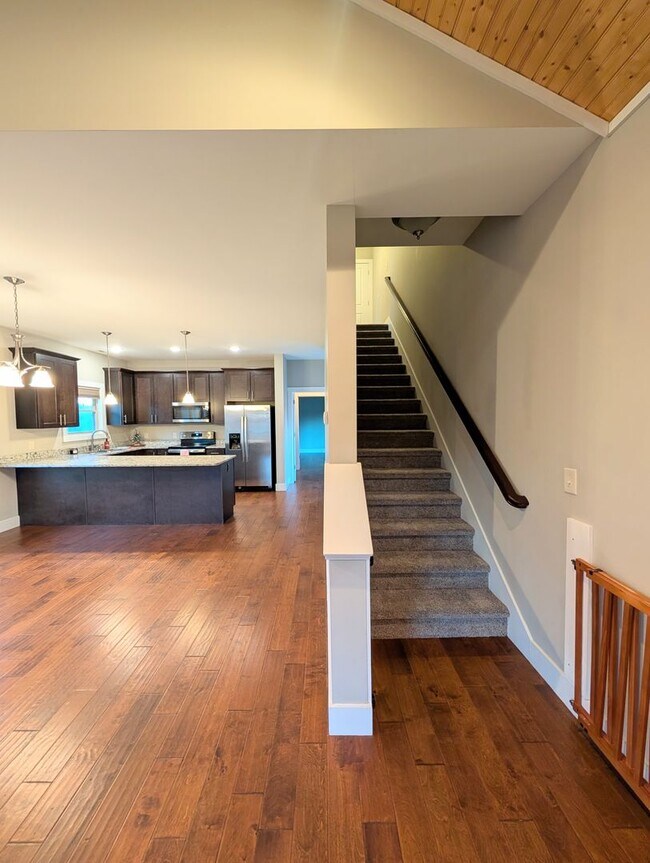 Building Photo - Arden Rental!