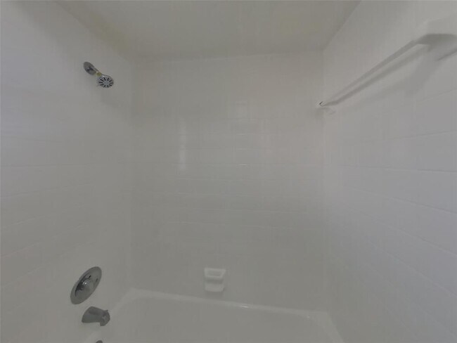 Building Photo - 218 S Diamondhead Blvd