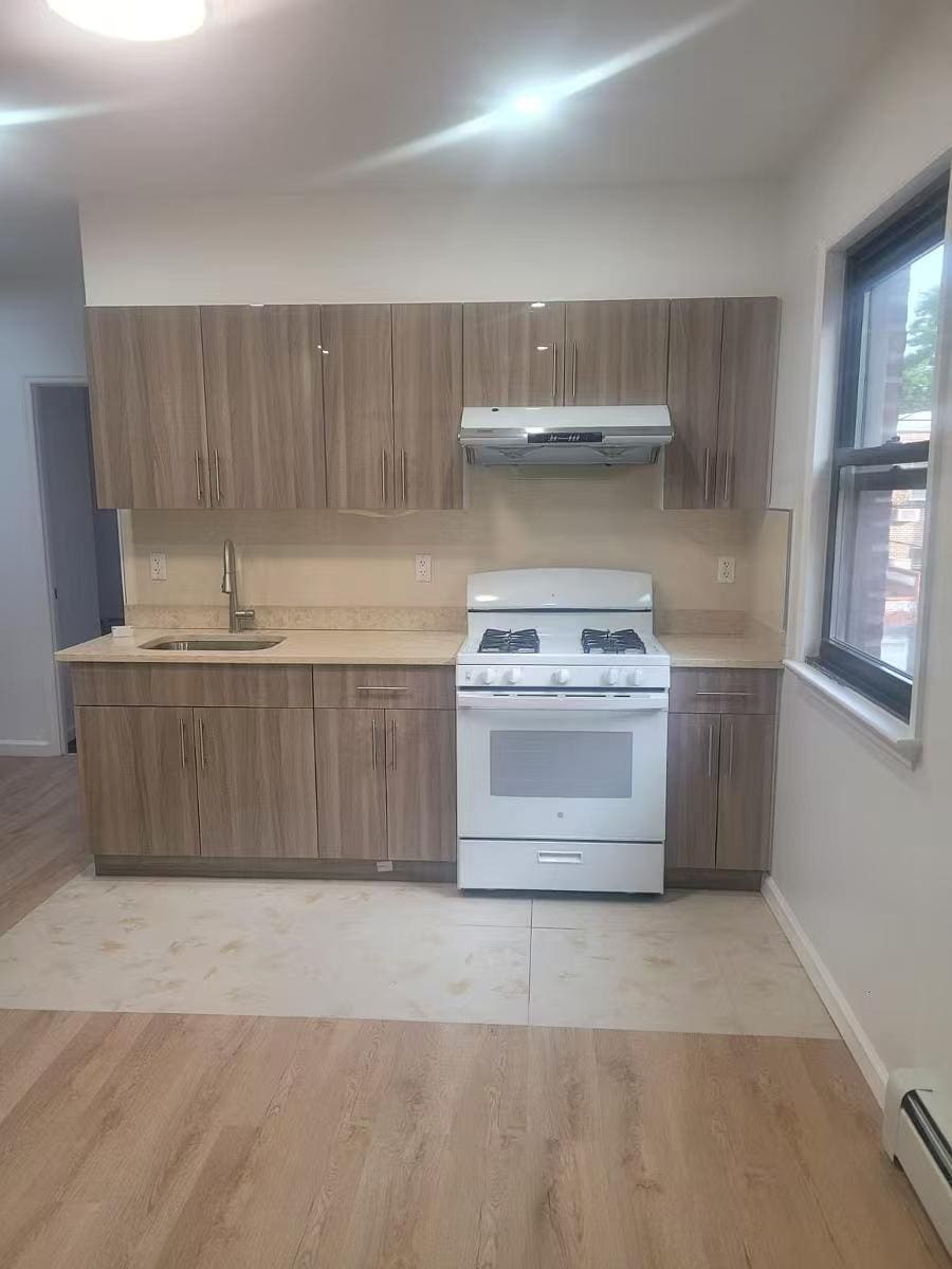 Building Photo - 14428 Jewel Ave