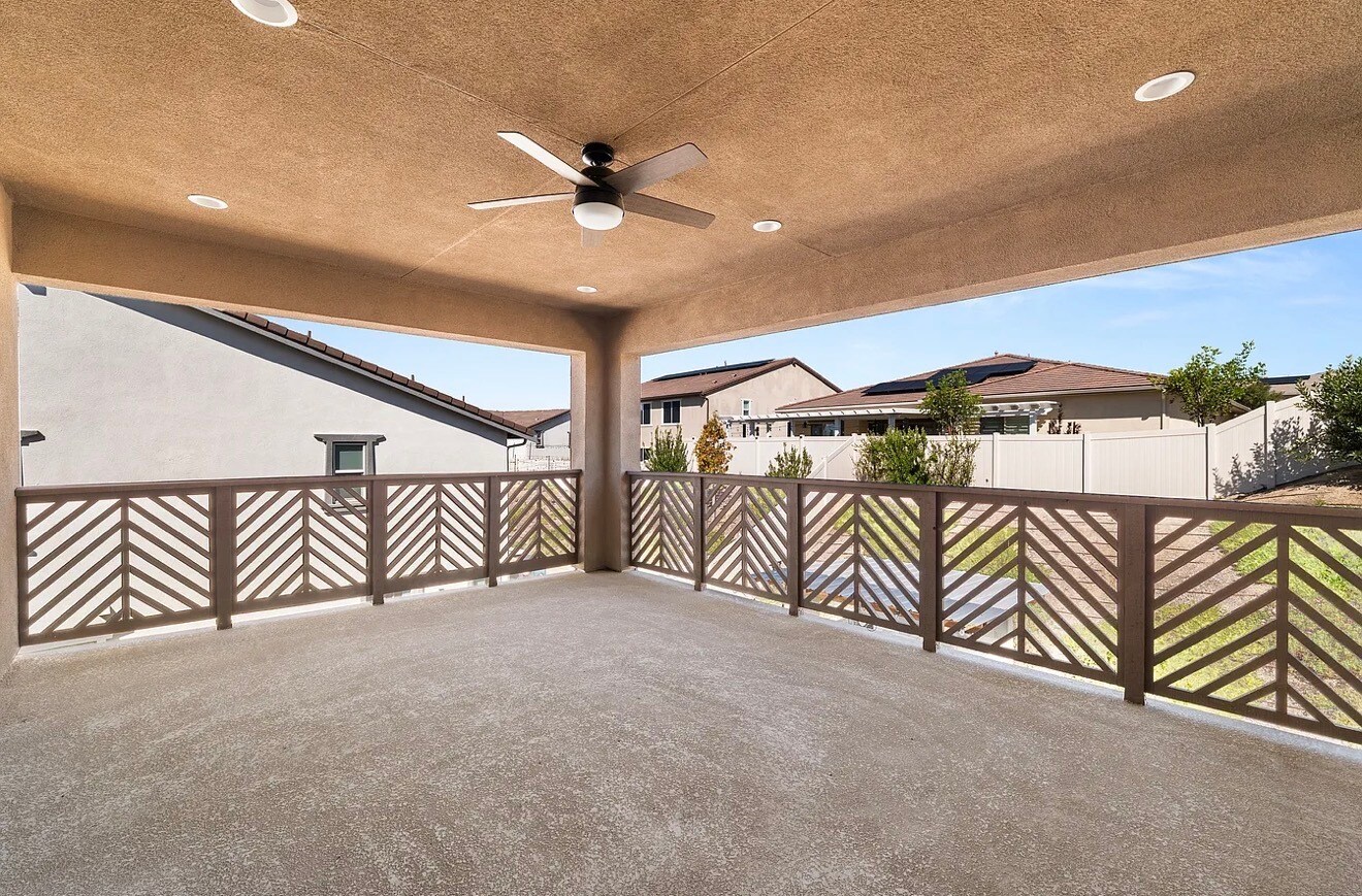 Building Photo - 32448 Toyon Rd