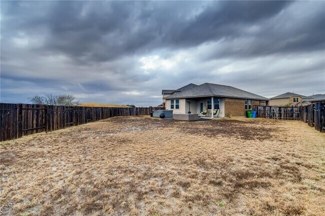 Building Photo - 14225 Fallsprings Way