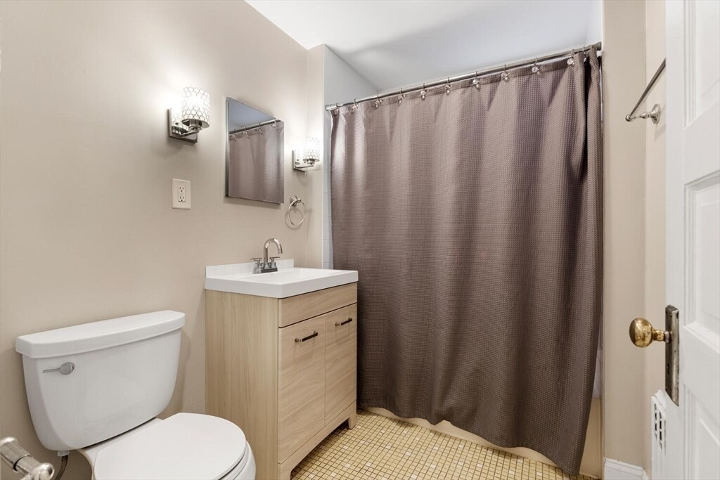 Updated bathroom - 45 Calvin St
