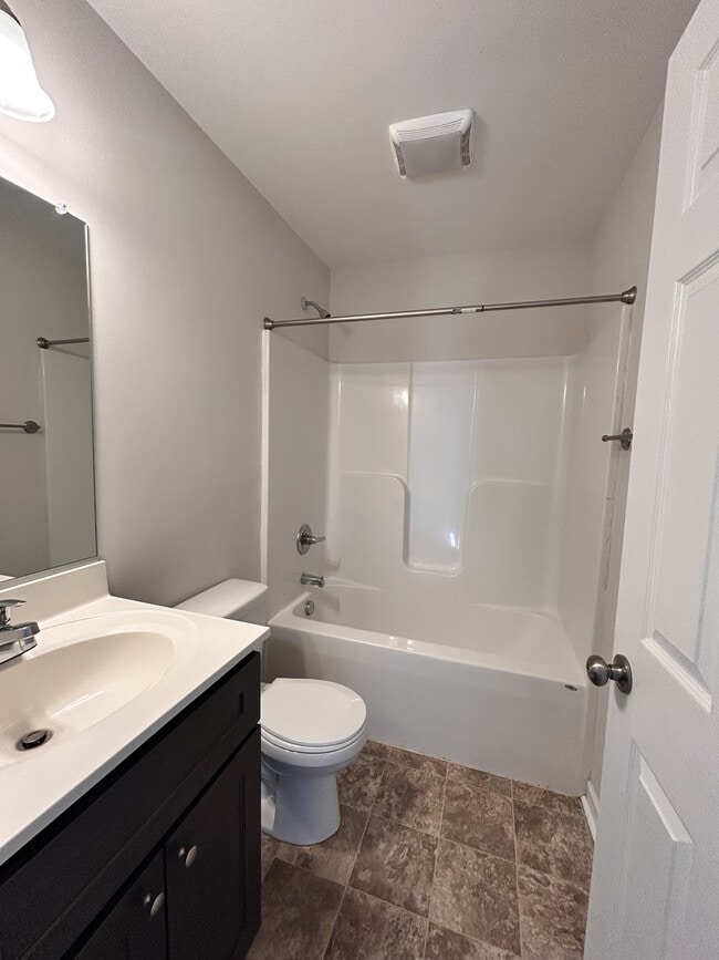 Building Photo - 5 Jackmia Way