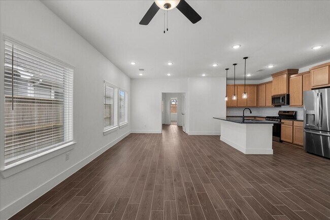 Building Photo - 10123 Crescendo Wy