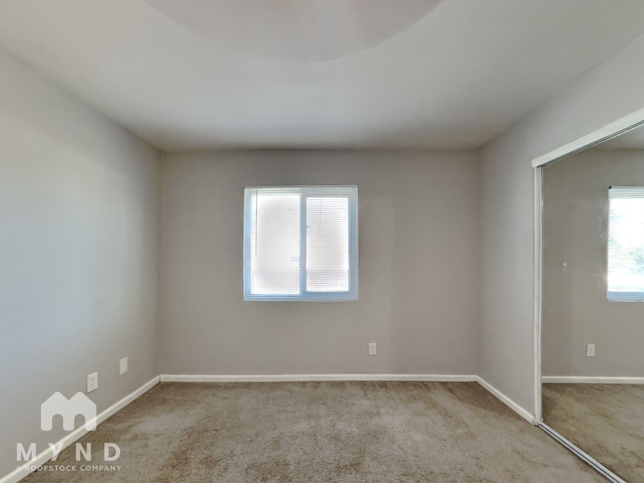 Building Photo - 531 N Lesueur