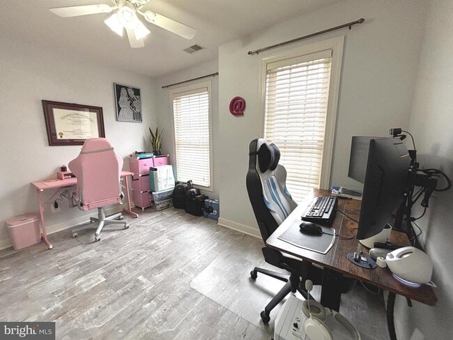 Building Photo - 3120 King Ln