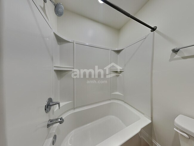 Building Photo - 3232 Grange Ct