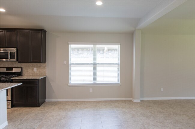 Building Photo - 29311 Dunns Creek Ct