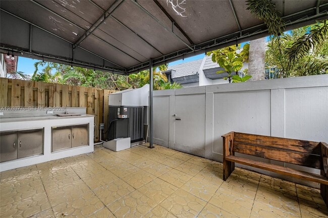 Building Photo - 8411 SW 208th Terrace
