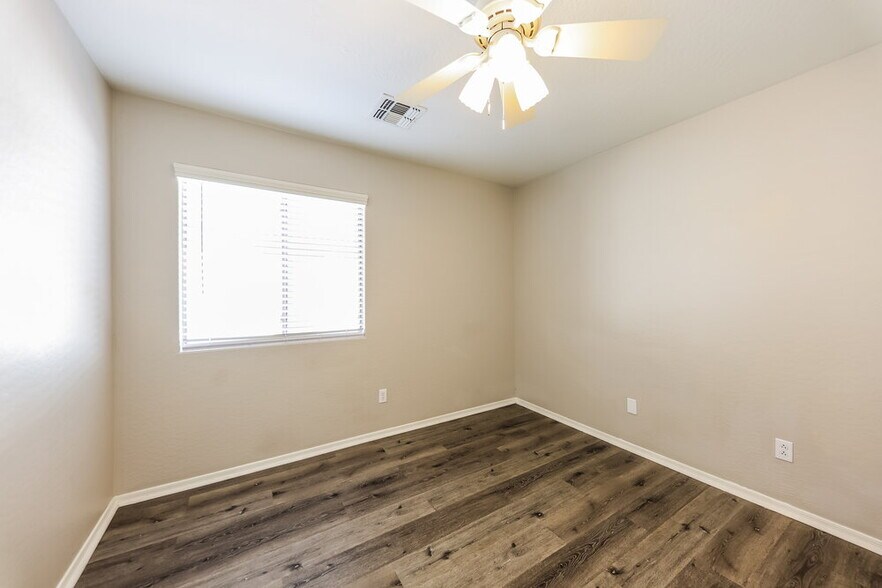 Building Photo - 16213 W Calavar Rd