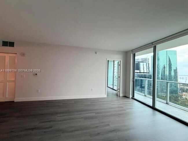 Building Photo - 1100 S Miami Ave