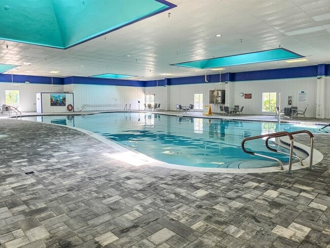 Building Photo - 1415 Langley Dr