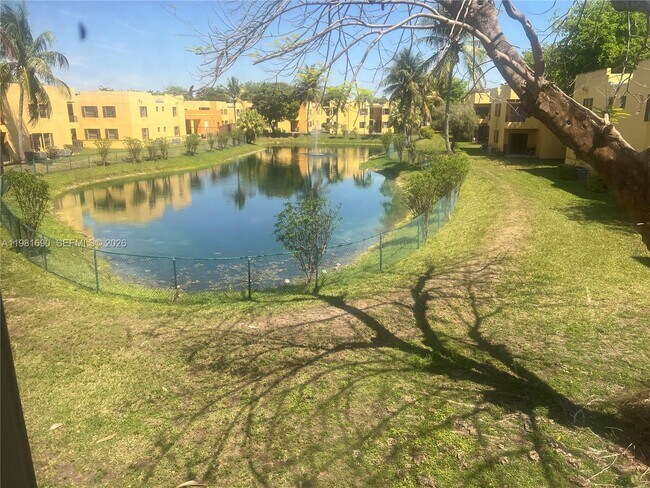 Building Photo - 590 NW 114th Ave