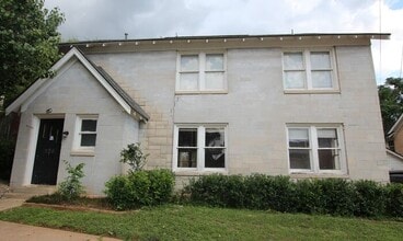 Building Photo - Available Now! 2 Bedroom 1 Bath Unit in Central Tyler! *LEASE UP*