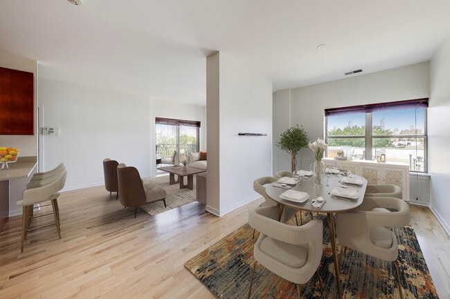 Building Photo - 1155 W Roosevelt Rd