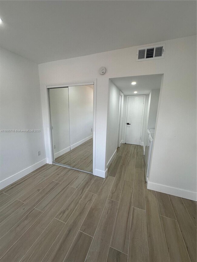 Building Photo - 7505 SW 82nd St