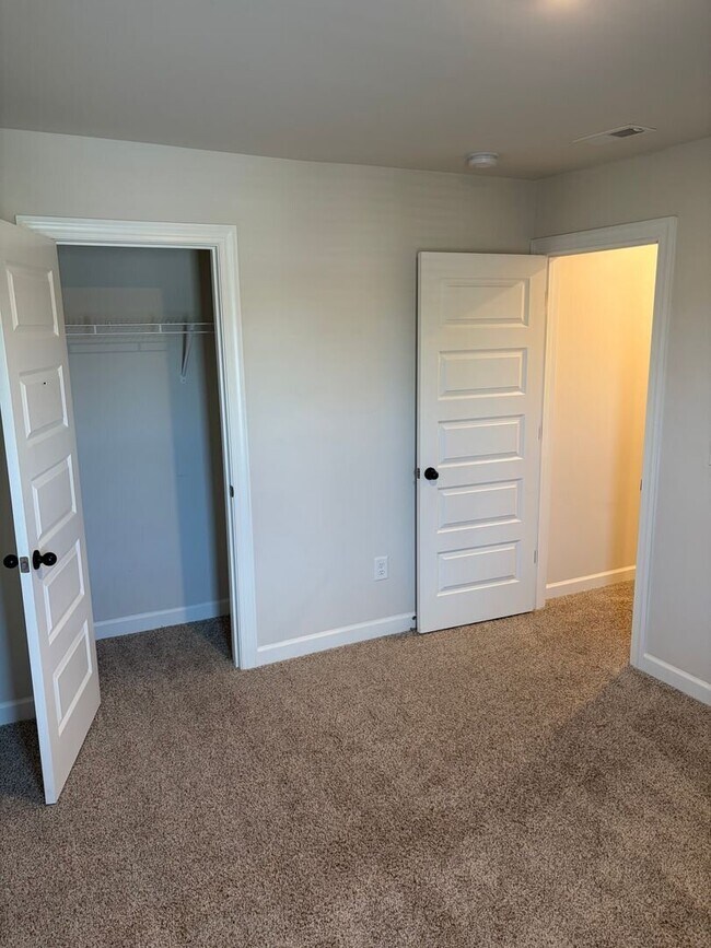 Building Photo - Beautiful Spartanburg home right off I-85, Available Now!! $500 OFF FIRST FULL MONTH