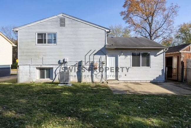 Building Photo - 2859 Falcon Bridge Dr