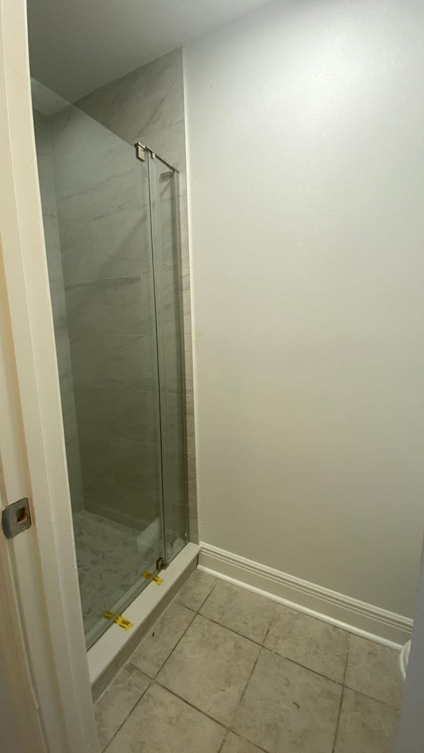 Building Photo - Fully Remodeled 2/2 Villa, Stainless, Granite Fully Tiled! WIFI Included!