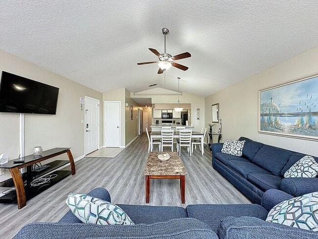 Building Photo - Condo at Villas at Island Club, Kissimmee