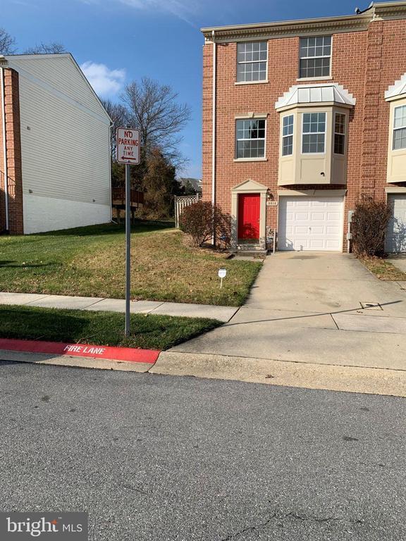 Building Photo - 9014 Constant Course