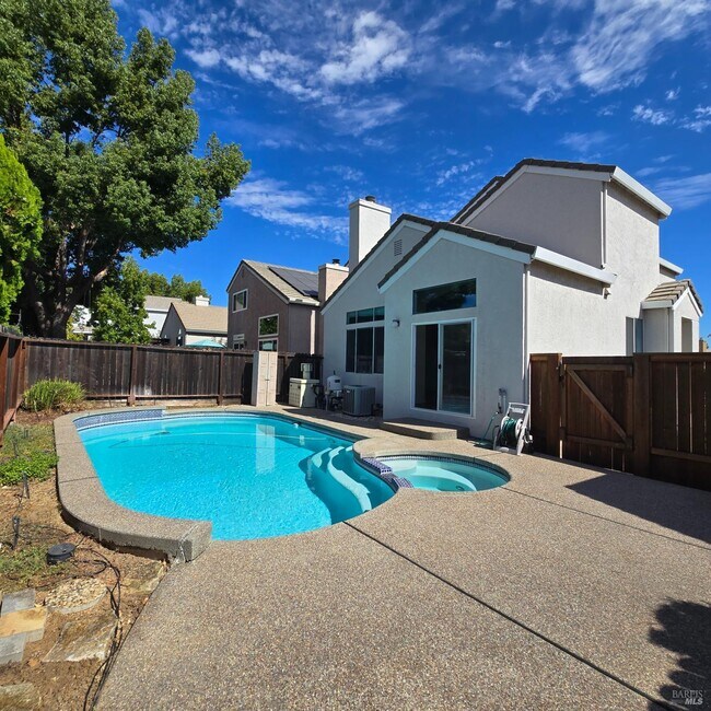 Building Photo - 773 Tuliamore Ct