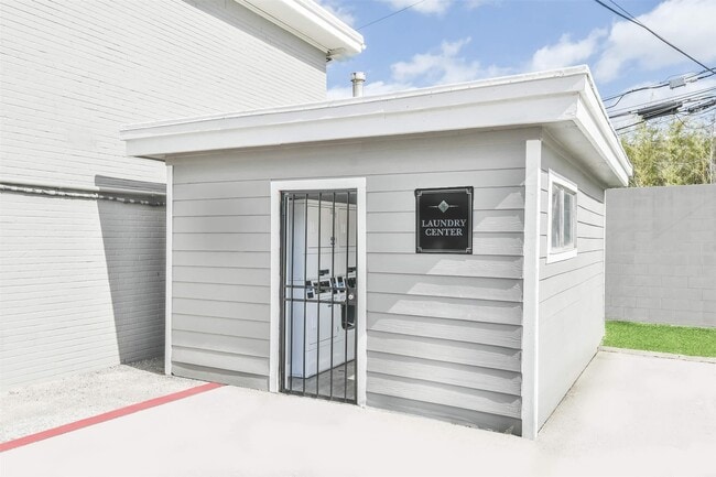 Building Photo - 8271 Stone St