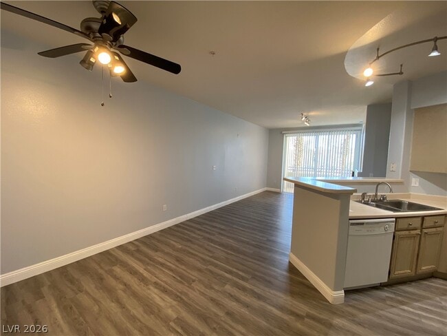 Building Photo - 7189 S Durango Dr