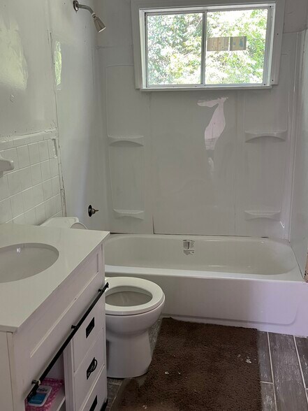 Building Photo - 4450 Tech Dr
