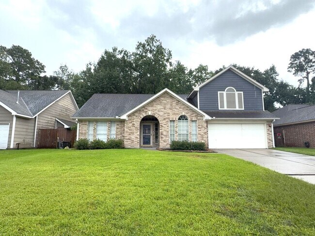 Building Photo - 2106 Lexington Woods Dr
