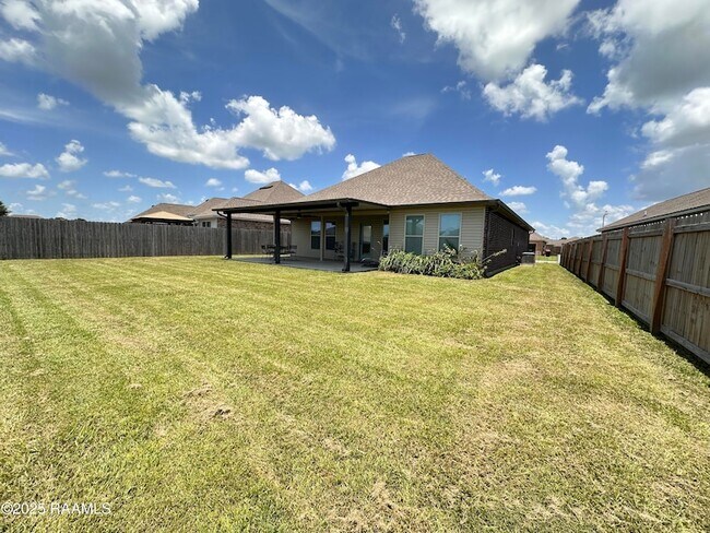 Building Photo - 209 Stanwell Ave