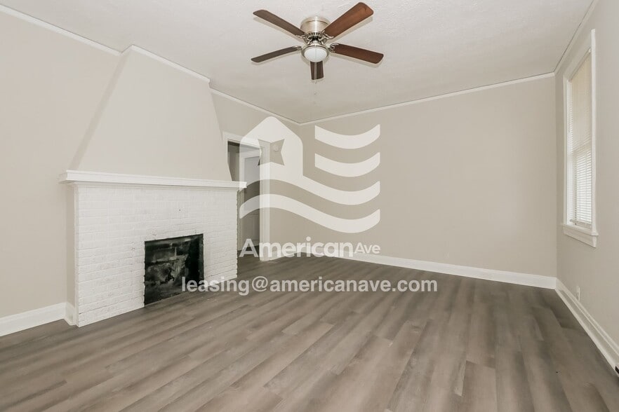 Building Photo - 2231 10th St