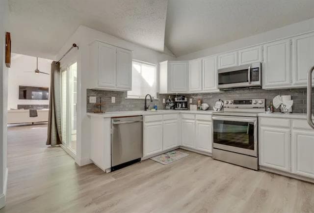 Building Photo - 2943 S Bend Dr
