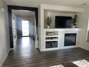 Building Photo - 11987 Bolton Dr