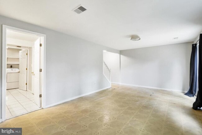 Building Photo - 13221 Black Walnut Ct