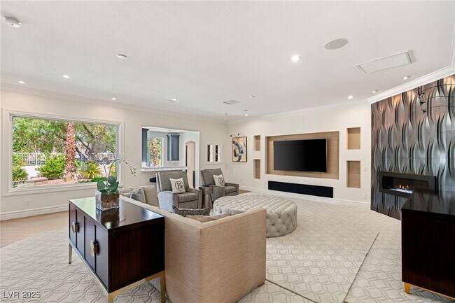 Building Photo - 2272 Coral Ridge Ave