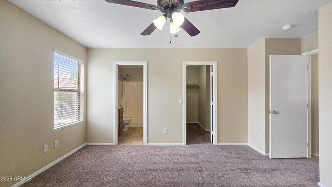 Building Photo - 1017 E Pinto Ct