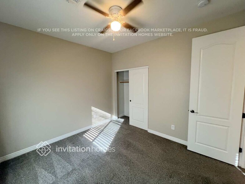 Building Photo - 254 S Aaron