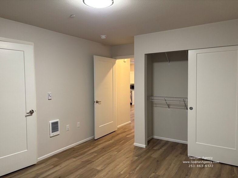 Building Photo - 8501 Locust Ave E